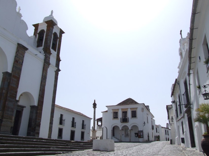 The central square in Monsaraz