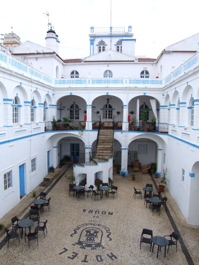 Rear view of the Hotel de Moura